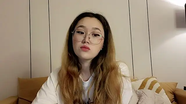 Jennatyan online show from 23, 4, 2026