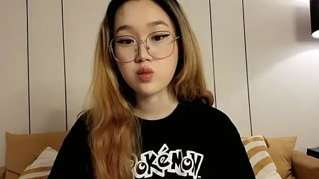 Jennatyan online show from 24, 4, 2026