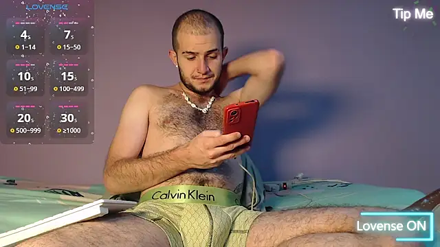 Dante Bear  online show from 18, 11, 2025