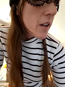 Snapshot of Hexe12346 chatting on 22, 11, 2025 Hexe12346 online show from 22, 11, 2025