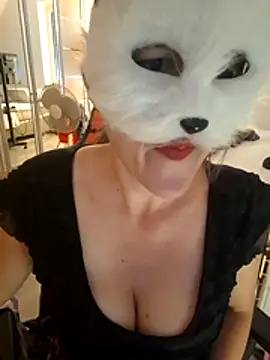 Hexe12346 online show from 13, 6, 2026