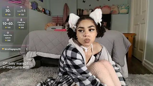 Snapshot of kittymarie28 chatting on 5, 10, 2025 kittymarie28 online show from 5, 10, 2025