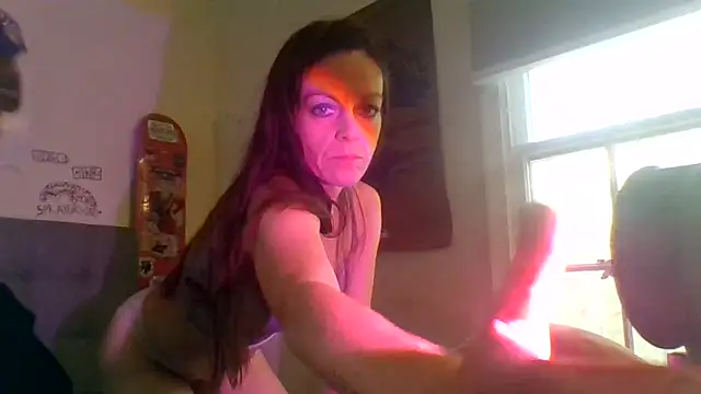 Snapshot of DavinaRay chatting on 30, 10, 2025 DavinaRay online show from 30, 10, 2025