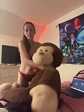 Snapshot of DavinaRay chatting on 16, 11, 2025 DavinaRay online show from 16, 11, 2025