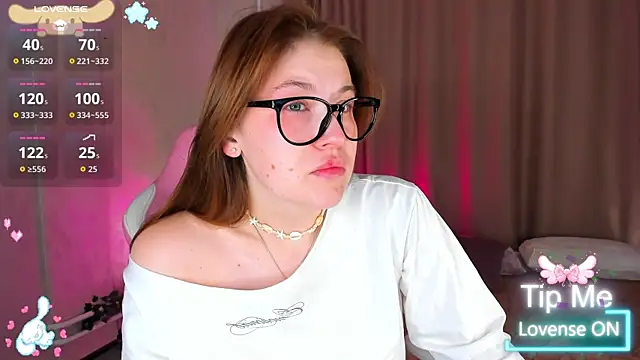 Colleen Blake online show from 25, 11, 2025