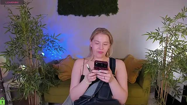 Colleen Blake online show from 29, 6, 2026