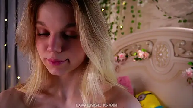 Snapshot of EdlinAlliston chatting on 31, 1, 2026 EdlinAlliston online show from 31, 1, 2026