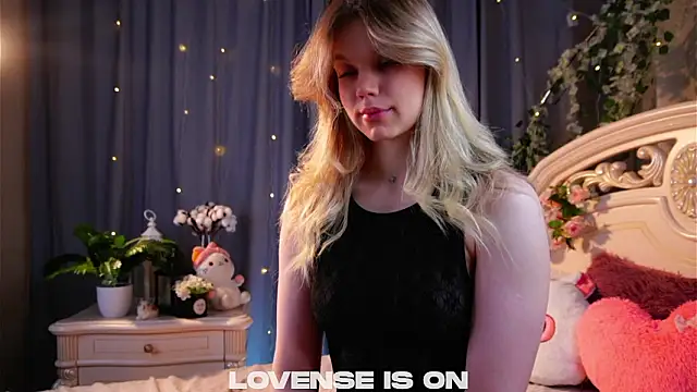 Snapshot of EdlinAlliston chatting on 26, 2, 2026 EdlinAlliston online show from 26, 2, 2026