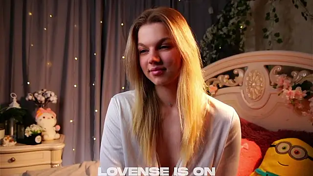 Snapshot of EdlinAlliston chatting on 28, 2, 2026 EdlinAlliston online show from 28, 2, 2026