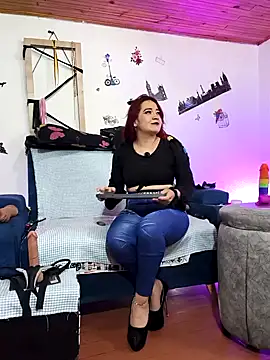 keila j online show from 25, 4, 2026