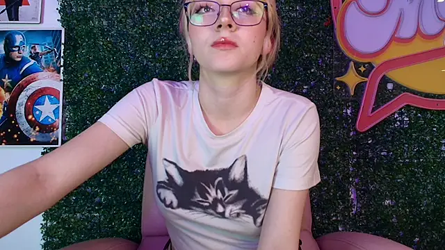 Cloe five online show from 15, 12, 2025