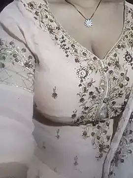 Anamika Kapoor online show from 5, 3, 2025