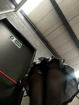 Lila Desiree online show from 27, 4, 2026