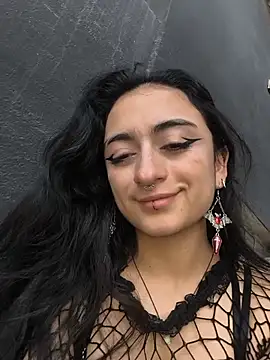Lila Desiree online show from 8, 7, 2026