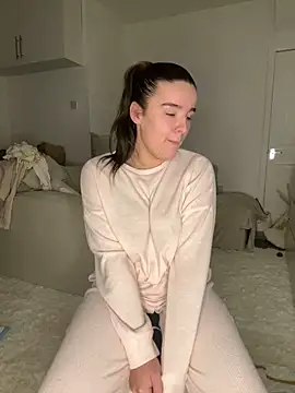 maisiesmithx online show from 8, 1, 2025