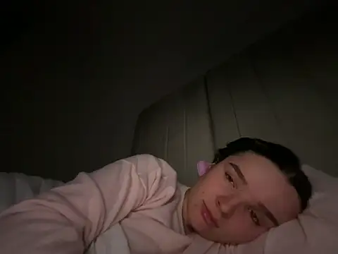 maisiesmithx online show from 17, 2, 2026