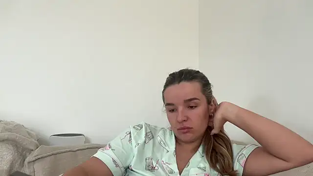 maisiesmithx online show from 16, 5, 2026
