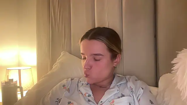 maisiesmithx online show from 5, 7, 2026