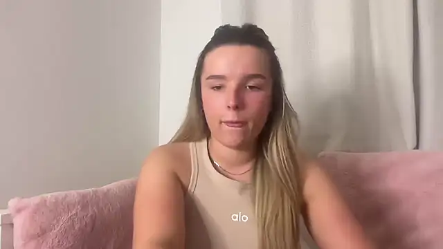 maisiesmithx online show from 31, 7, 2026