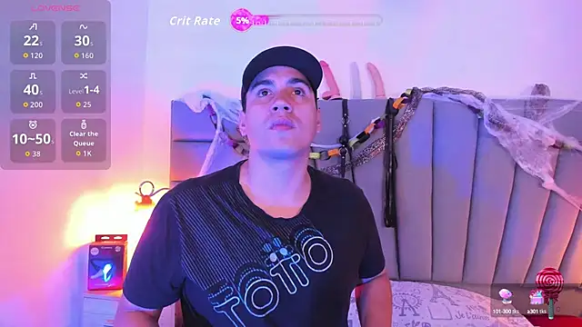 Snapshot of Vale_n_Matt chatting on 14, 10, 2025 Vale n Matt online show from 14, 10, 2025