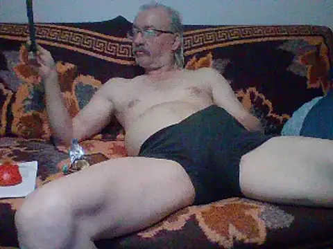 Snapshot of loverboyxxx69 chatting on 16, 2, 2025 loverboyxxx69 online show from 16, 2, 2025