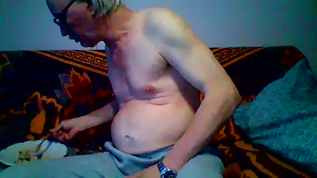 loverboyxxx69 online show from 21, 4, 2026