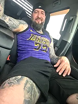 Beardedtattood online show from 25, 4, 2026