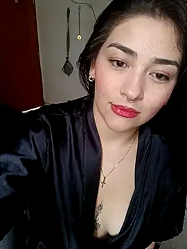 SophieWinslow online show from 28, 2, 2025