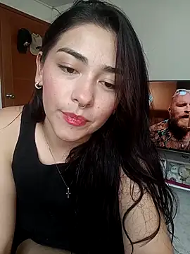 SophieWinslow online show from 3, 3, 2025