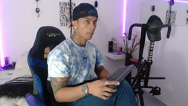 Leonard Price online show from 25, 2, 2025