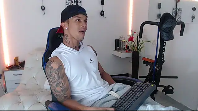 Leonard Price online show from 7, 3, 2025