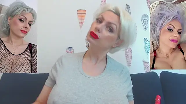 Snapshot of ForeverBarbie_ chatting on 4, 6, 2026 ForeverBarbie online show from 4, 6, 2026