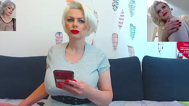 Snapshot of ForeverBarbie_ chatting on 20, 6, 2026 ForeverBarbie online show from 20, 6, 2026