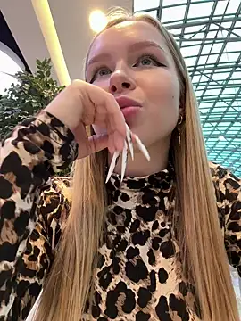 Snapshot of mur_girl chatting on 14, 1, 2025 mur girl online show from 14, 1, 2025