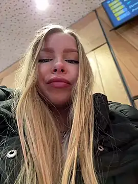 Snapshot of mur_girl chatting on 16, 2, 2025 mur girl online show from 16, 2, 2025