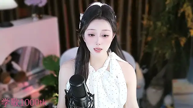 Arwyn-rr online show from 14, 9, 2025