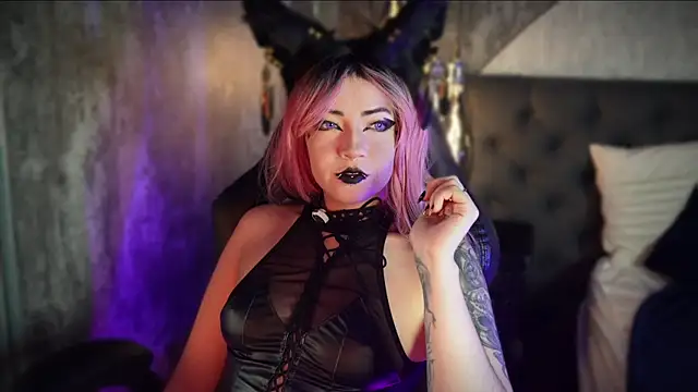 Aylen darkmoor online show from 24, 6, 2026