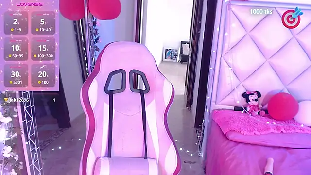 DannaDooll99 online show from 6, 3, 2025