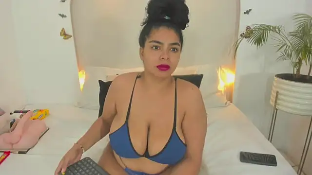 Snapshot of Sofii_Cooper1 chatting on 14, 11, 2025 Sofii Cooper1 online show from 14, 11, 2025