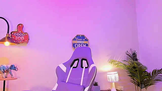 lupeebony online show from 21, 1, 2025