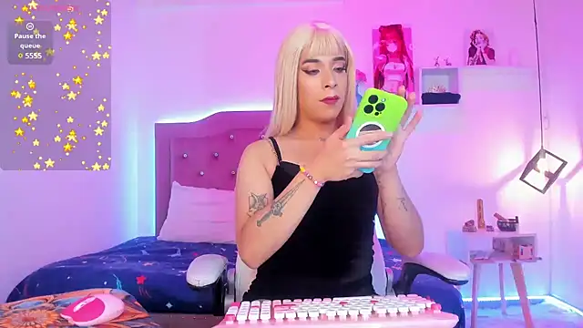 Snapshot of Nyx__Blackwood chatting on 4, 3, 2025 Nyx Blackwood online show from 4, 3, 2025