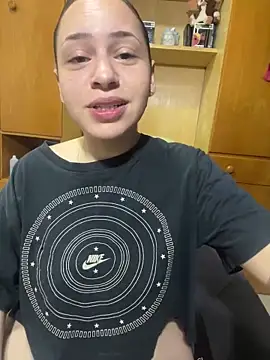 Snapshot of AgnesCampp chatting on 20, 12, 2024 AgnesCampp online show from 20, 12, 2024