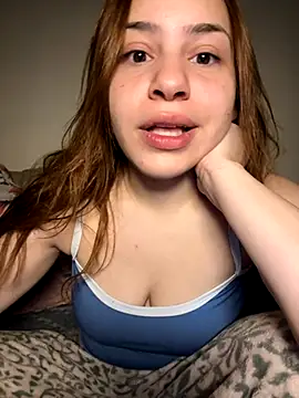 Snapshot of AgnesCampp chatting on 4, 10, 2025 AgnesCampp online show from 4, 10, 2025