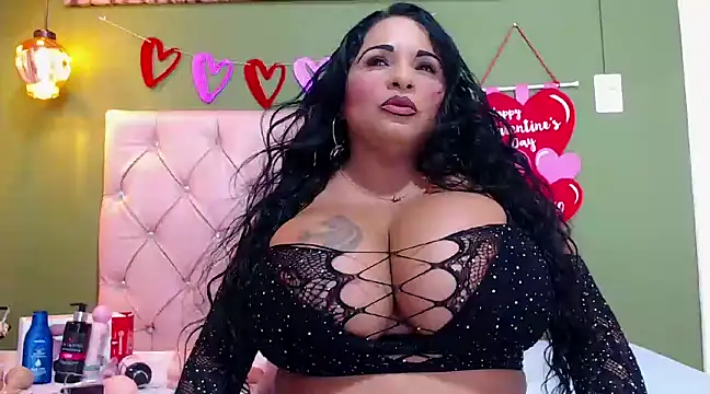 Michelle busty online show from 14, 2, 2025