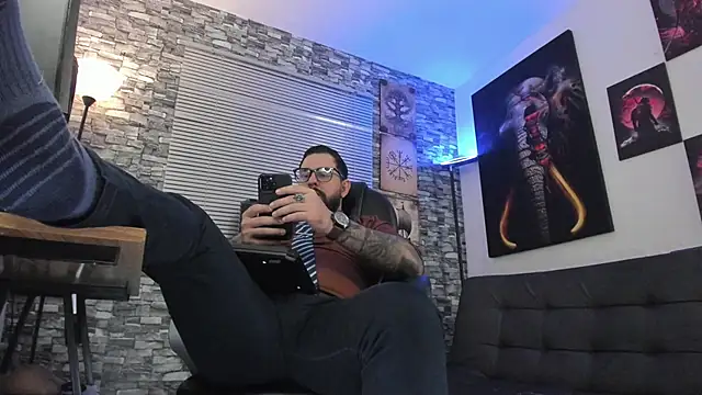 Ethan Castellano online show from 4, 6, 2026
