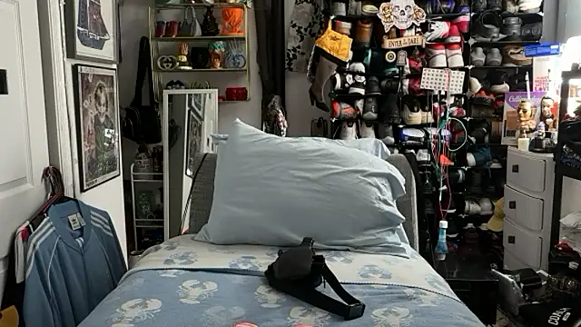 Snapshot of joeytatts66 chatting on 12, 1, 2026 joeytatts66 online show from 12, 1, 2026