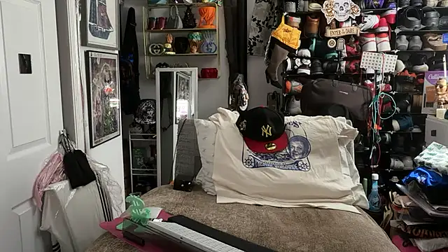 Snapshot of joeytatts66 chatting on 18, 2, 2026 joeytatts66 online show from 18, 2, 2026