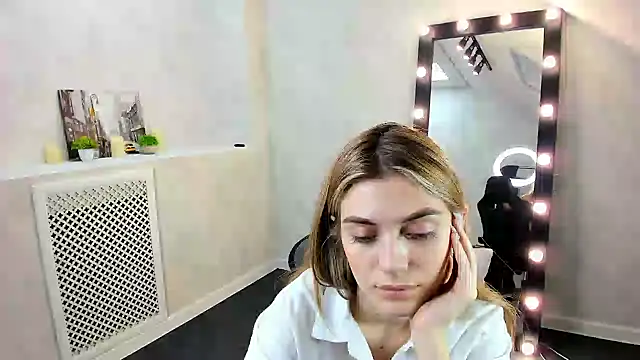 Cherry Price online show from 18, 12, 2024