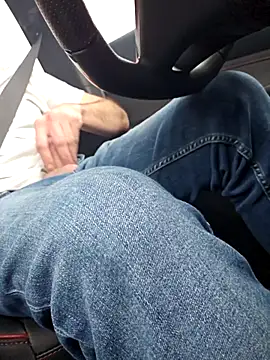 Snapshot of Spunwhiteboy1992 chatting on 19, 11, 2025 Spunwhiteboy1992 online show from 19, 11, 2025