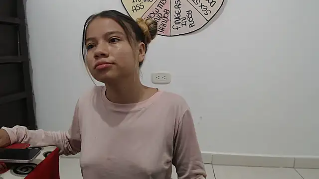 Naomi991 online show from 15, 9, 2025